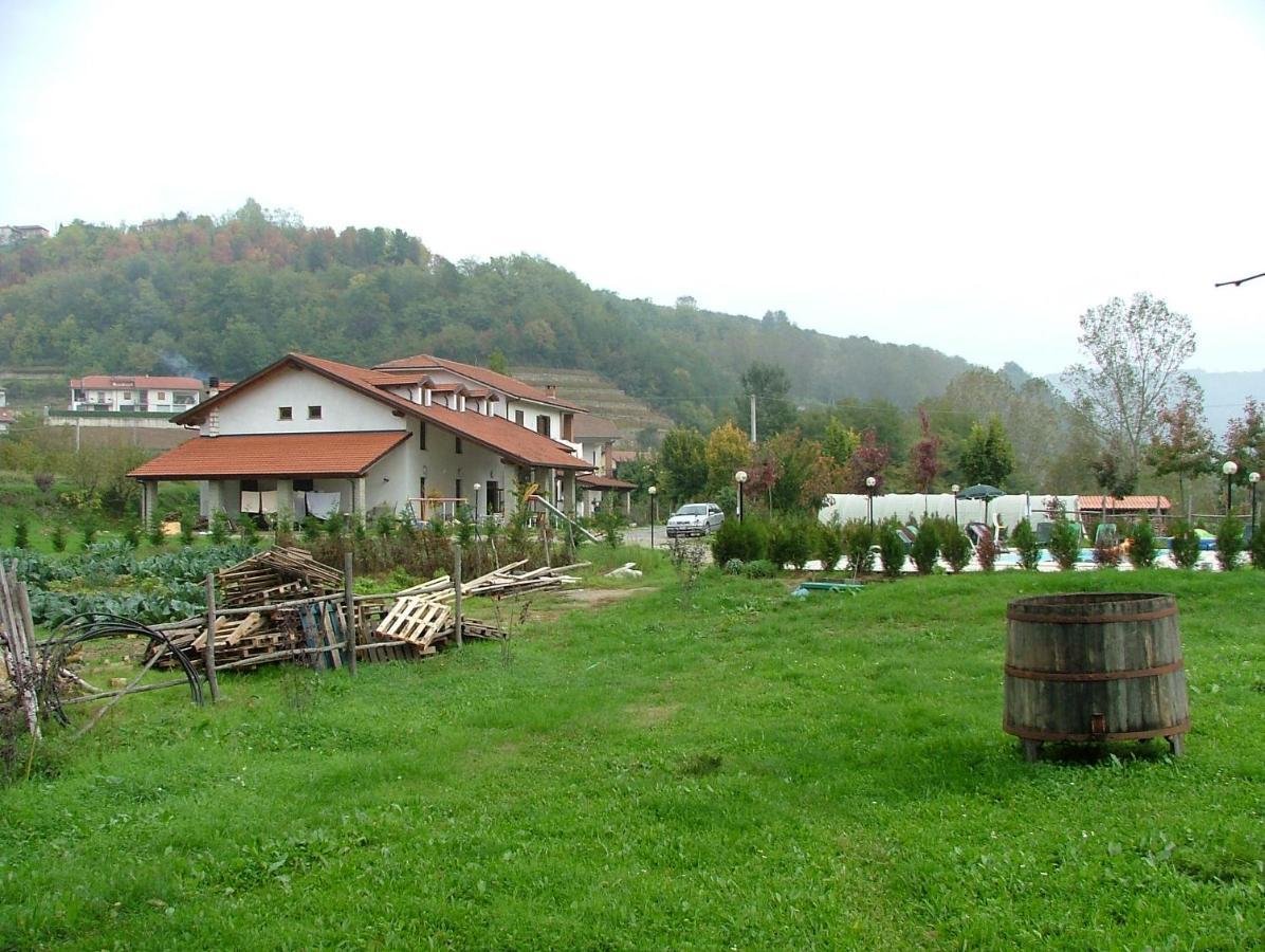 Agri Bertorella Cuneo Exterior photo